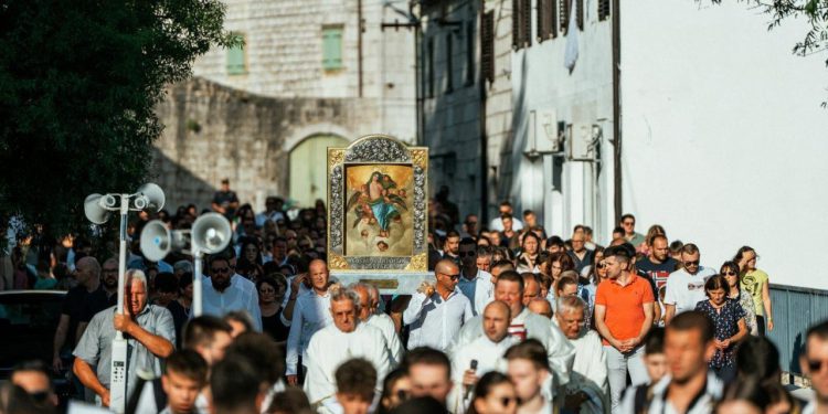 Slobodna Dalmacija – FOTO Sve je spremno: Imoćani stigli iz svih krajeva svijeta u rodni kraj proslaviti svoj najveći blagdan…