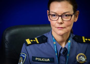 Slobodna Dalmacija – Glasnogovornica policije o kaosu: Bili smo prisiljeni zaustaviti promet i vraćati posjetitelje. To je bila krajnja mjera