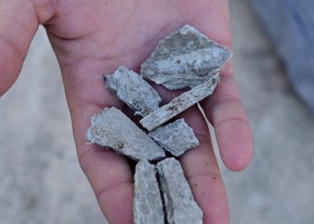 Slobodna Dalmacija – Glasnogovornik škvera ‘muti’ vodu i skreće pozornosti: ‘Pa, u Zagori imate hrpu azbesta! Blizu rijeke i kuća…’