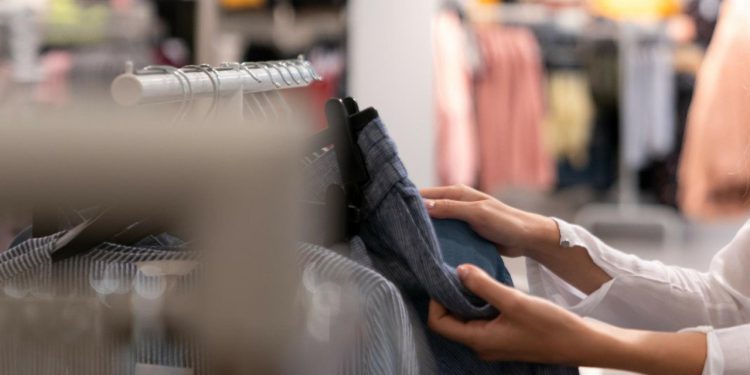 Slobodna Dalmacija – Je li i vama iskočio oglas ‘poznatog splitskog butika’?! Oprez, kruži besramna prijevara, hitno je reagirala i policija!