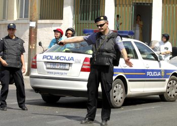 Slobodna Dalmacija – Kaštelanin vozio 4 godine nakon oduzimanja dozvole! Trebao i na vozački ispit; pogledajte koliko mora ‘odležati’