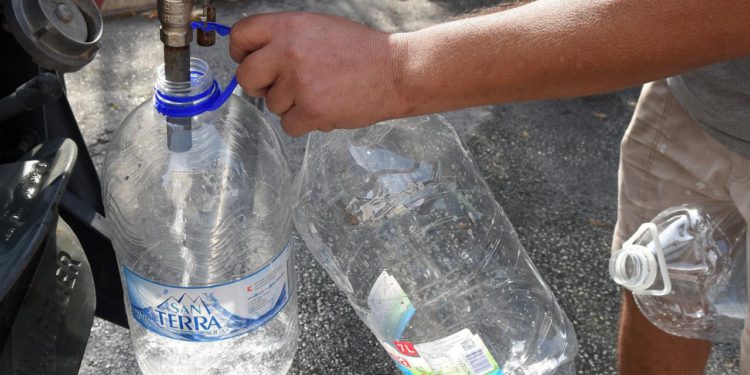 Slobodna Dalmacija – Napunite kante i boce na vrijeme; sutra cijelo jutro stara gradska jezgra Trogira ostaje bez vode!