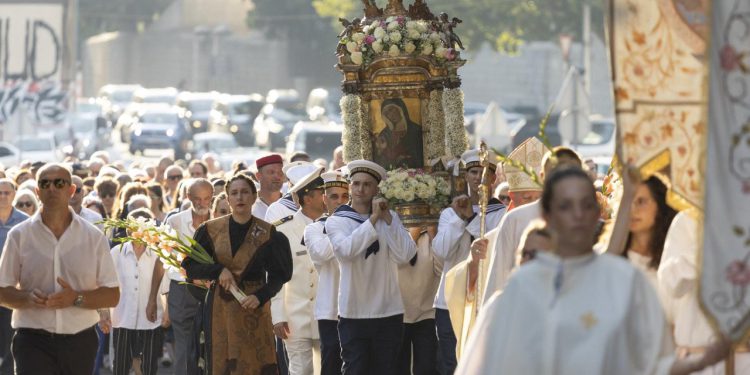 Slobodna Dalmacija – Nije Velika Gospa važna samo Sinjanima! U Splitu se sprema velika procesija; ovo je cijeli raspored svetih misa