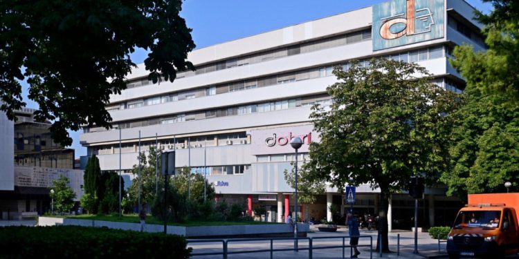 Slobodna Dalmacija – Od propale robne kuće do zgrade s najvećim brojem ureda u splitskom centru. Nisu imali ni za režije, a sada su hit