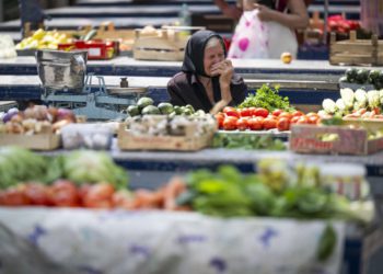 Slobodna Dalmacija – Omiljenoj deliciji Splićana naglo pala cijena! Na Pazaru imaju objašnjenje: ‘Kako mi se tko dopadne, tako naplatim…’