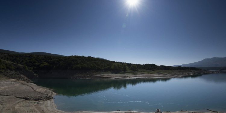 Slobodna Dalmacija – Ovo jezero je National Geographic svrstao među pet najljepših u Europi, zovu ga skrivenim draguljem Zagore