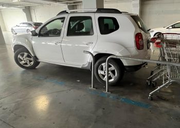 Slobodna Dalmacija – Ovo još niste vidjeli! Pogledajte gdje je netko ispred Konzuma na Braču parkirao auto. Bezobrazluk vulgaris, ili…?!