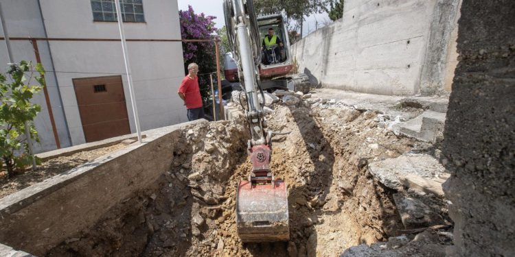 Slobodna Dalmacija – Pa kud baš na ovim vrućinama?! Cijela splitska ulica ostaje bez vode; može doći i do zamućenja: ‘Upozoravamo…’