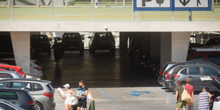 Slobodna Dalmacija – Pogledajte ovog ‘pobjednika dana‘…Koliko moraš bit komotan da ovako parkiraš u novootvorenoj garaži na Žnjanu