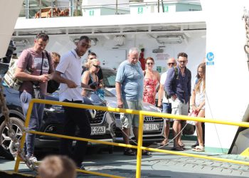 Slobodna Dalmacija – Putnica pala i polomila se na trajektu ‘Jadrolinije’; splitska Hitna došla tek nakon 25 minuta?! Ovo je razlog