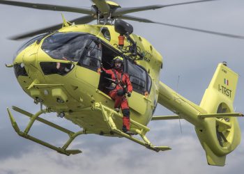 Slobodna Dalmacija – Splitska djeca laserom ‘gađala’ helikopter! Roditelji zvali policiju; ovo može biti pogibeljno: ‘To nisu igračke…’