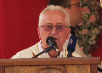 Slobodna Dalmacija – VIDEO Ovo je trenutak u kojemu je fra Vukman izrekao sramotnu poruku s oltara. Pogledajte snimku