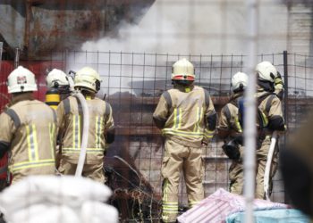 Slobodna Dalmacija – Vatrogasci i Hitna pomoć – NEMA PROLAZA! U dvije godine novih 17 tisuća registriranih vozila, a novih parkinga