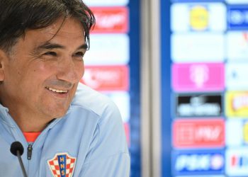 Slobodna Dalmacija – Zlatko Dalić u sasvim drugačijoj ulozi; pred vjernicima će večeras nakon mise otvoriti dušu. Još stigntete do Sinja…