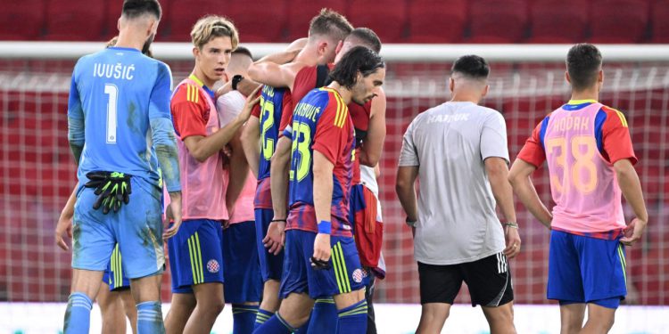 Sportske novosti – Bila je to noć koju će svi htjeti što prije zaboraviti! Evo što je Hajduk objavio malo nakon debakla u Albaniji