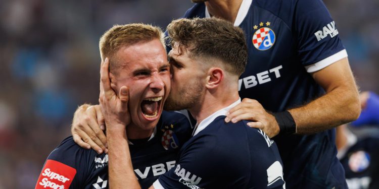 Sportske novosti – Dinamo odmah istaknuo glavnu kandidaturu za šampionsku krunu, Rijeku i Hajduk još čekaju veliki radovi