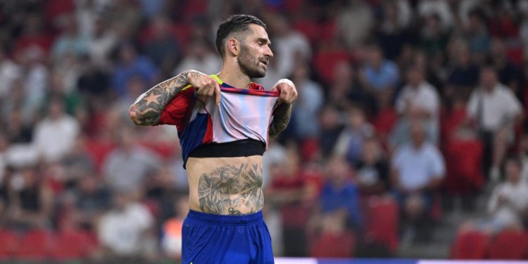 Sportske novosti – Dva lica Marka Livaje: U HNL-u božanstvo, u Europi