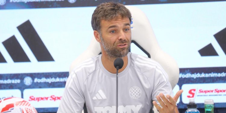 Sportske novosti – Garciju odmah dočekalo vruće pitanje, na Poljud stiže novo pojačanje? ‘Imam svoje želje, ali još nije službeno…’