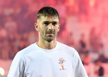 Sportske novosti – Hajdučko srce stiglo u ruke kapetana: ‘Hvala svima, nadam se da vas neću iznevjeriti, idemo samo jako dalje’