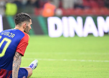 Sportske novosti – Hajduk ponovno na Poljudu: Livajin nastup neizvjestan, golobradi mladić u najtežem položaju