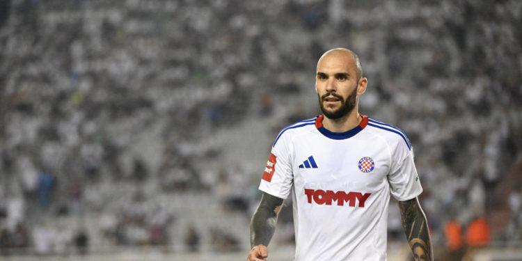 Sportske novosti – Hajduk se oglasio nakon napada na Kalika i poručio: ‘Jasno i nedvosmisleno pozivamo na razum…’