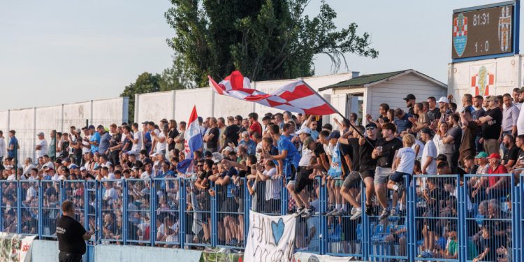 Sportske novosti – Izbačeni igrač Vukovara objasnio pozadinu praćenja četničke stranice: ‘Imao sam 12 godina, sada mi je jasno…’