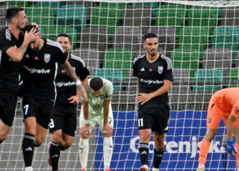 Sportske novosti – Kad se hrvatske ruke slože: Bivši trener Dinama uz pomoć hajdukovca osvetio najveći Rijekin poraz u povijesti