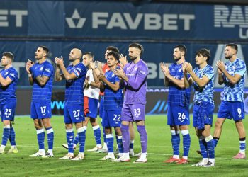 Sportske novosti – Kovačević će morati razmisliti je li mu ovo najbolja prva postava! Tek kad je on ušao, igra Dinama dobila je