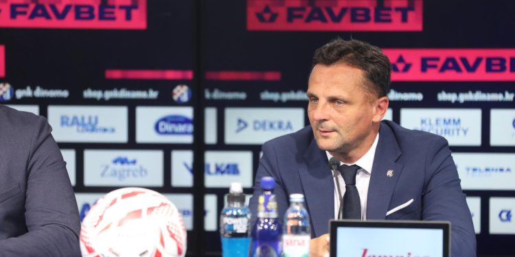 Sportske novosti – Kovačević najavio dvoboj s Vukovarom, otkrio i kada će se priključiti Zajc: ‘Boli me glava oko toga koga staviti’