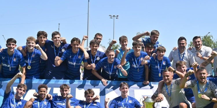 Sportske novosti – Leko nakon trofeja: ‘Sada na Maksimir treba vratiti titulu!’ Ukrajinac otkrio: ‘Evo zašto Srna nije u Zagrebu’