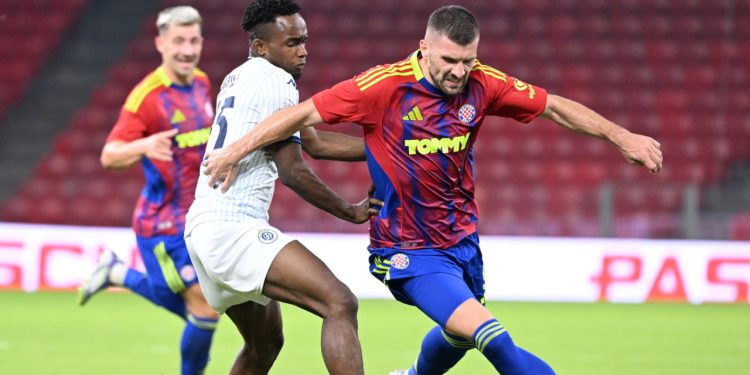 Sportske novosti – Popis Hajdukovih blamaža nema kraja: Od ‘vanzemaljaca’ na Poljudu, pa sve do ekipe koja je prošla ne zabivši gol