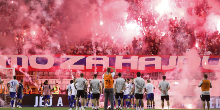 Sportske novosti – Stigle nove kazne: Hajduk uvjerljivo najgore prošao! Evo koliko Bijeli moraju platiti za scene s Poljuda