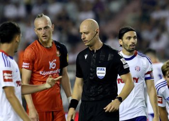 Sportske novosti – Sudački ekspert analizirao jedanaesterce i poništene Hajdukove golove: ‘Taj kazneni udarac mi nije uvjerljiv‘