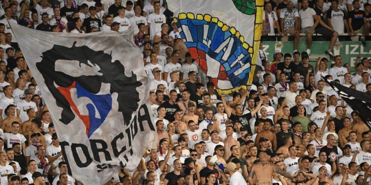 Sportske novosti – Torcida uoči nove utakmice poslala poseban poziv: ‘Uđite na stadion dva sata ranije i pažljivo slušajte upute…’