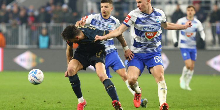 Sportske novosti – UŽIVO: Stigli su sastavi! Dinamo otvara sezonu na rasprodanoj Opus Areni, pogledajte što su pripremili treneri