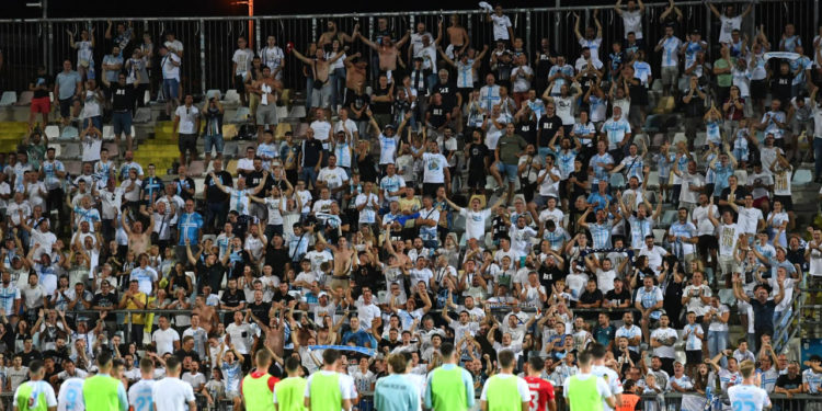 Sportske novosti – VIDEO Čak 67 minuta kamera je ‘kružila’ po Rujevici i tražila samo jednog čovjeka koji je dirigirao priču s tribine