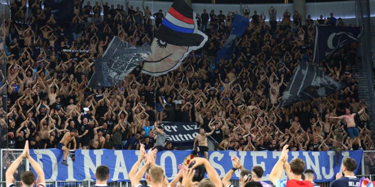 Sportske novosti – VIDEO Navijači se odmah zaljubili u novi Dinamo, ludnica na sjeveru Opus Arene! Kovačević: ‘Ovo je kao san’
