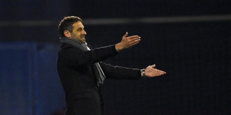 Sportske novosti – Zašto je Radomir Đalović zapravo toliko nervozan? Što prije trener Rijeke shvati jednu stvar bit će mu lakše