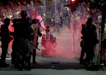 Sprema se novi prosvjed u Srbiji, policija na nogama: Vučić najavio obraćanje