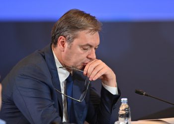 Srbija u kaosu, Vučić zacvilio u javnom obraćanju: ‘Ovo je posljednja faza’