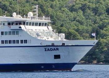 Srušila se s gornje na donju platformu, a Hitna je zbog gradske gužve došla za 25 minuta!