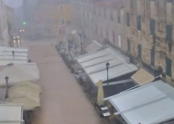 Strahovito nevrijeme poharalo hrvatski grad, sve pliva: Svugdje prži, ali ovdje je kataklizma