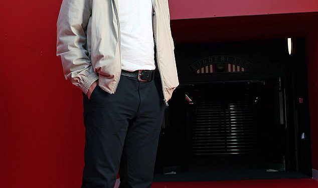 Sunderland reborn: Insiders, players and Regis Le Bris reveal the secrets of the summer that washed away the Netflix disaster and built a club ready for the Premier League