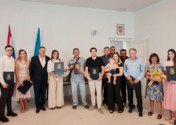 Svečano obilježen Dan Općine Pakoštane: Općina koja nema problem s negativnim demografskim trendovima