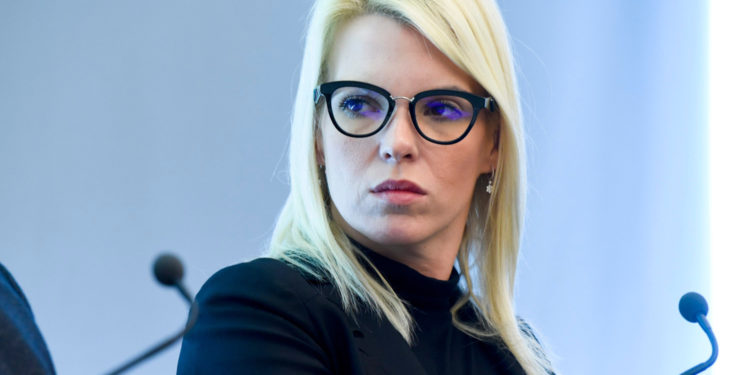 Tajanstvena i moćna: Ova imućna dama slovi za jednu od najperspektivnijih mladih HDZ-ovki