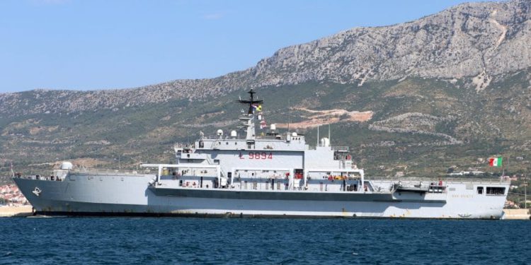 Talijanski ratni brod posjetio Split