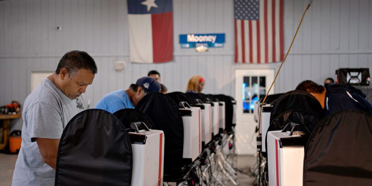 Texas Senat odobrava karate za preraspodjelu GOP -a jer kućni demovi ostaju na lamu