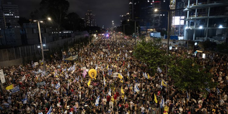 Tisuće prosvjeda u Izraelu protiv plana za oduzimanje grada Gaze – RT World News