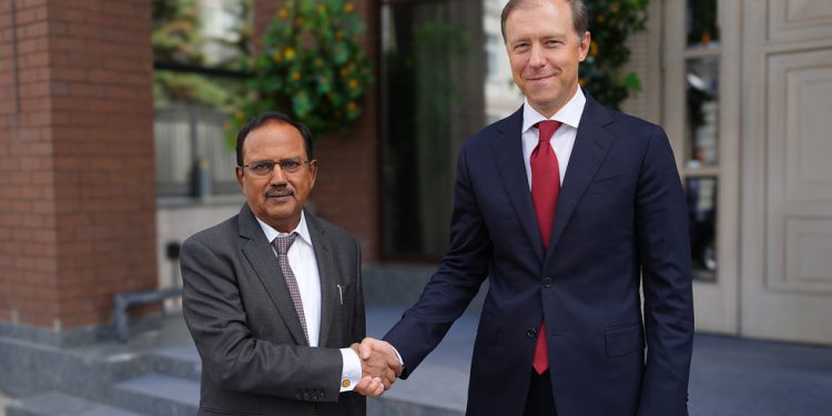 Top Modi Savjetnik razgovara s ruskim zamjenikom PM – RT India