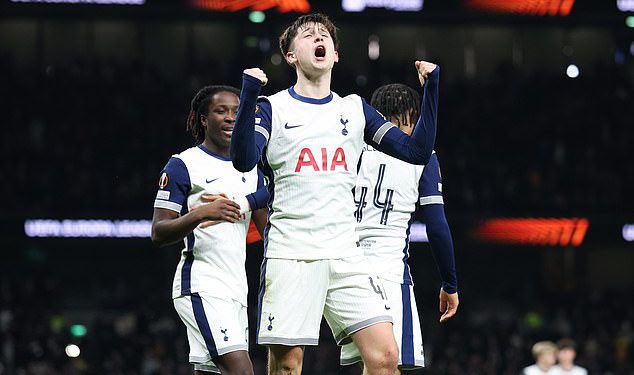 Tottenham Wonderkid Jednom u usporedbi s Neymarom pridružuje se Rangersu na sezonskom zajmu u ponudi za više vremena za igru